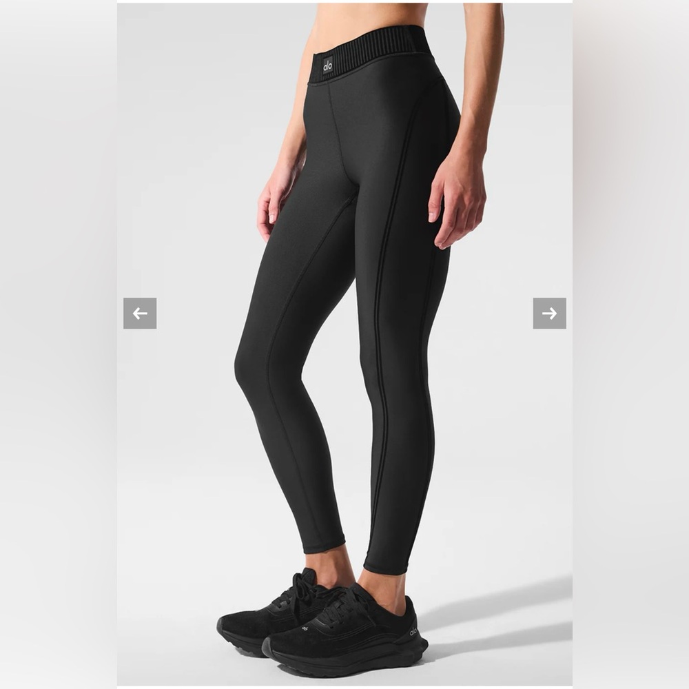 Alo Yoga Airlift High-Waist 7/8 Line Up Legging